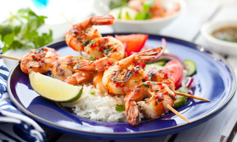 Spicy king prawn skewers